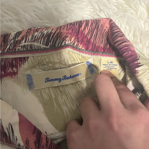 Tommy Bahamas Men’s Short Sleeve Button Down Large - Picture 3 of 3